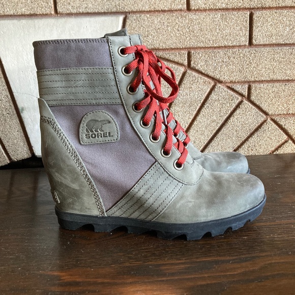 Sorel Lexie Wedge Red Lace Boots Women’s Size 10 Excellent Condition! - Picture 1 of 10